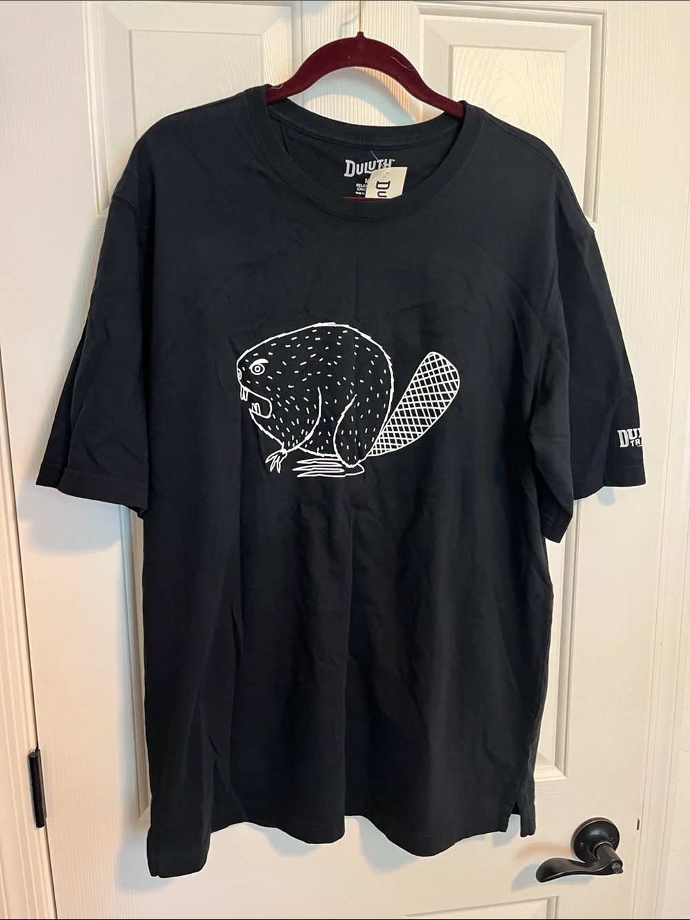 Duluth Trading Co Graphic Tee NWT Med